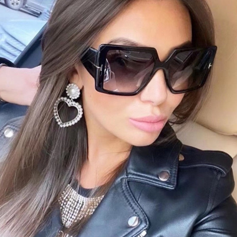 New Ladies Fashion Personality Black Sunglasses