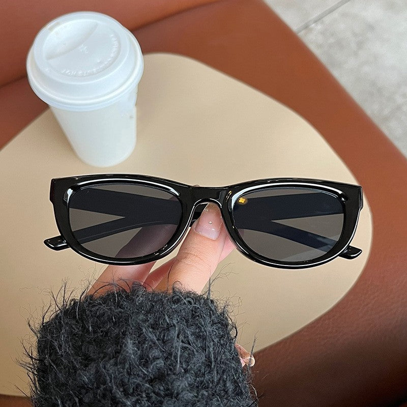 Retro Black Cat Eye UV Resistant Sunglasses