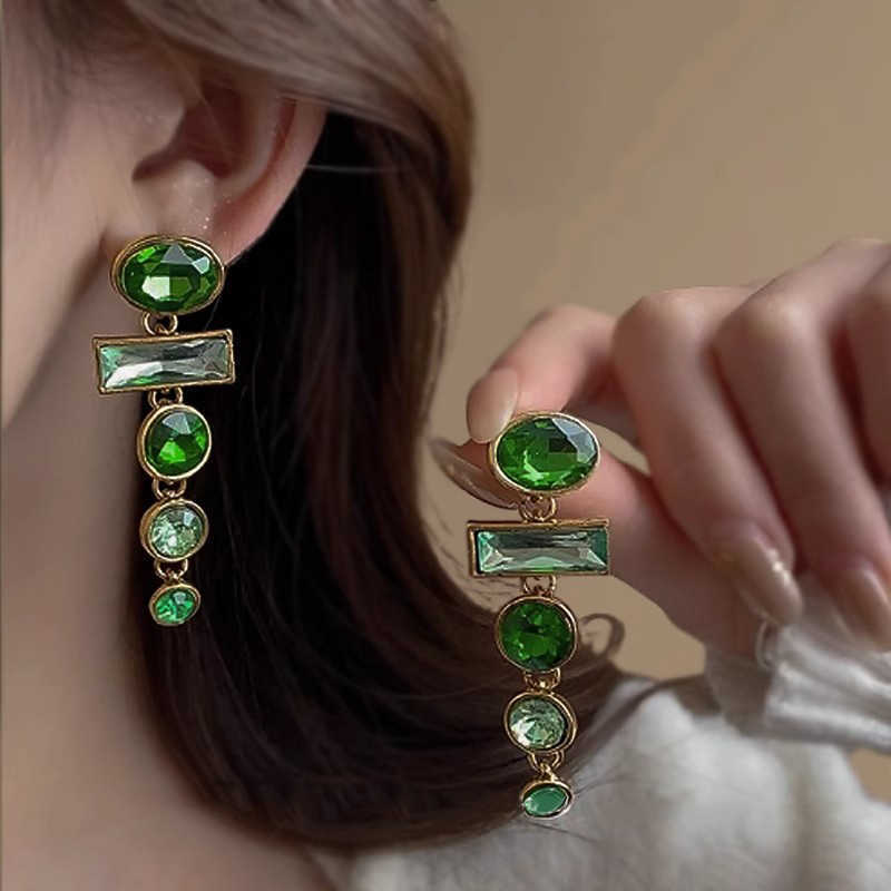 Retro Green Gradient Tassel High-grade Earrings