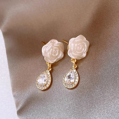 White Camellia Mosquito Coil No Pierced Female Earrings