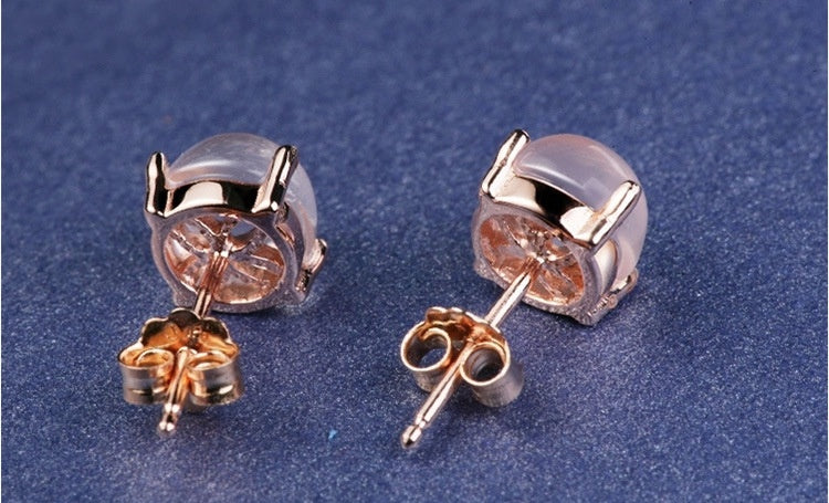 Women's Simple Korean Style Synthetic Ross Quartz Stud Earrings